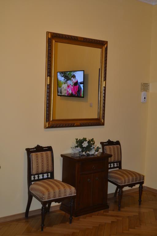 Casa Republicii Hotel Brasov Luaran gambar