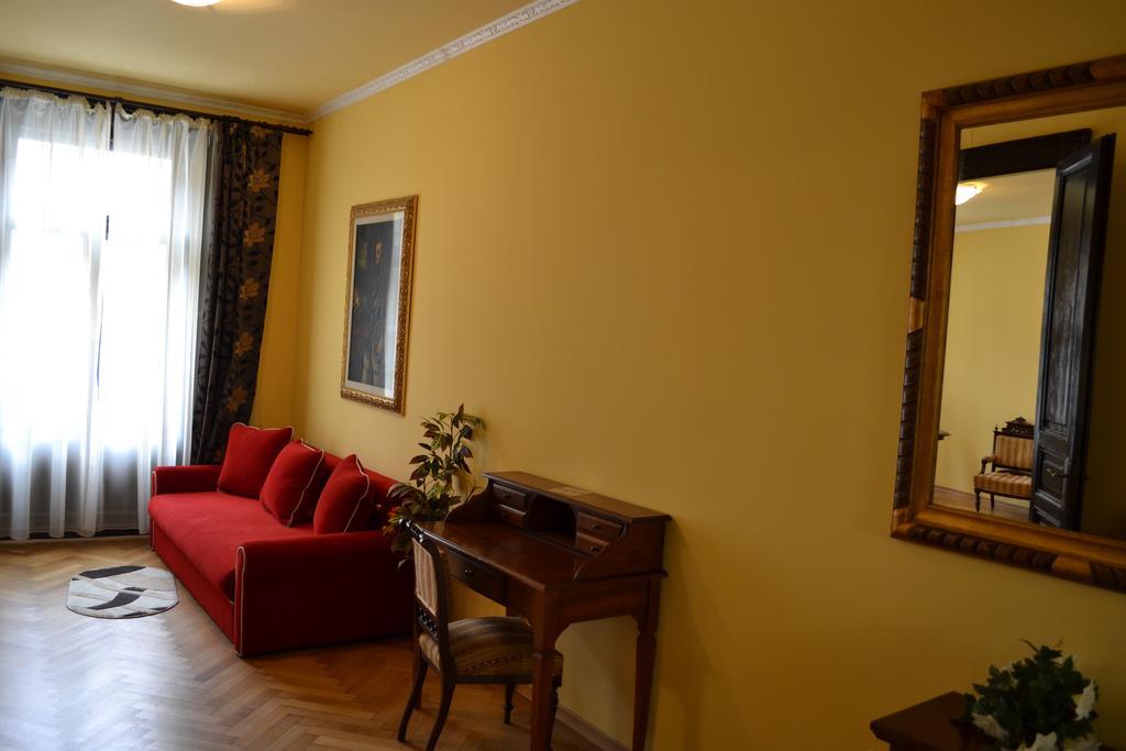 Casa Republicii Hotel Brasov Bilik gambar